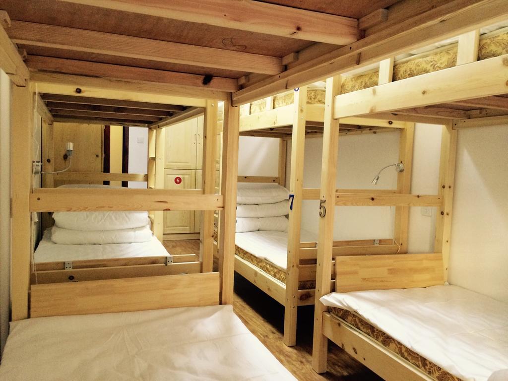 Beijing Sunrise Youth Hostel Beihai Branch Стая снимка