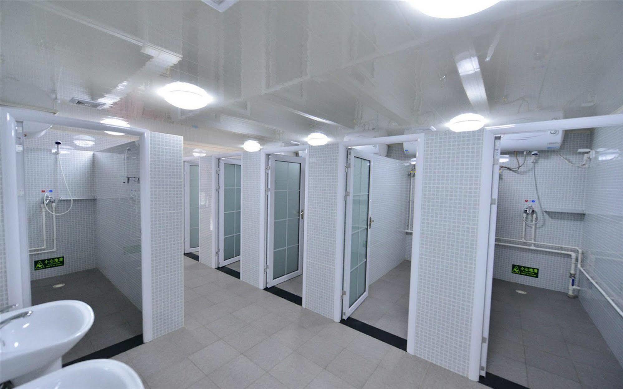 Beijing Sunrise Youth Hostel Beihai Branch Екстериор снимка